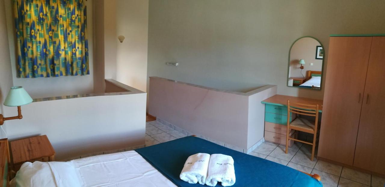 Lakonia Bay Apartments Archangelos  Buitenkant foto