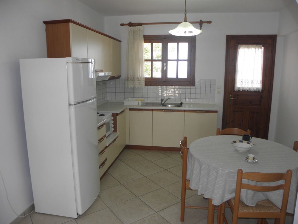 Lakonia Bay Apartments Archangelos  Buitenkant foto