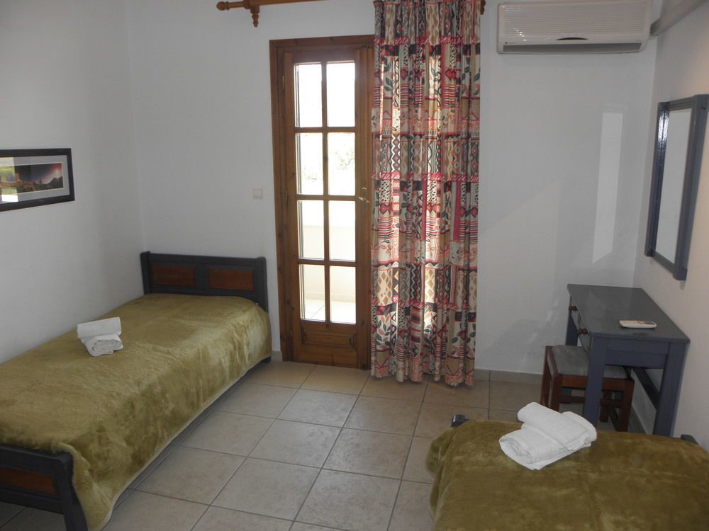Lakonia Bay Apartments Archangelos  Buitenkant foto